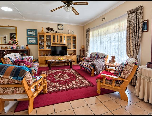3 BEDROOM HOUSE FOR SALE IN SONLAND PARK